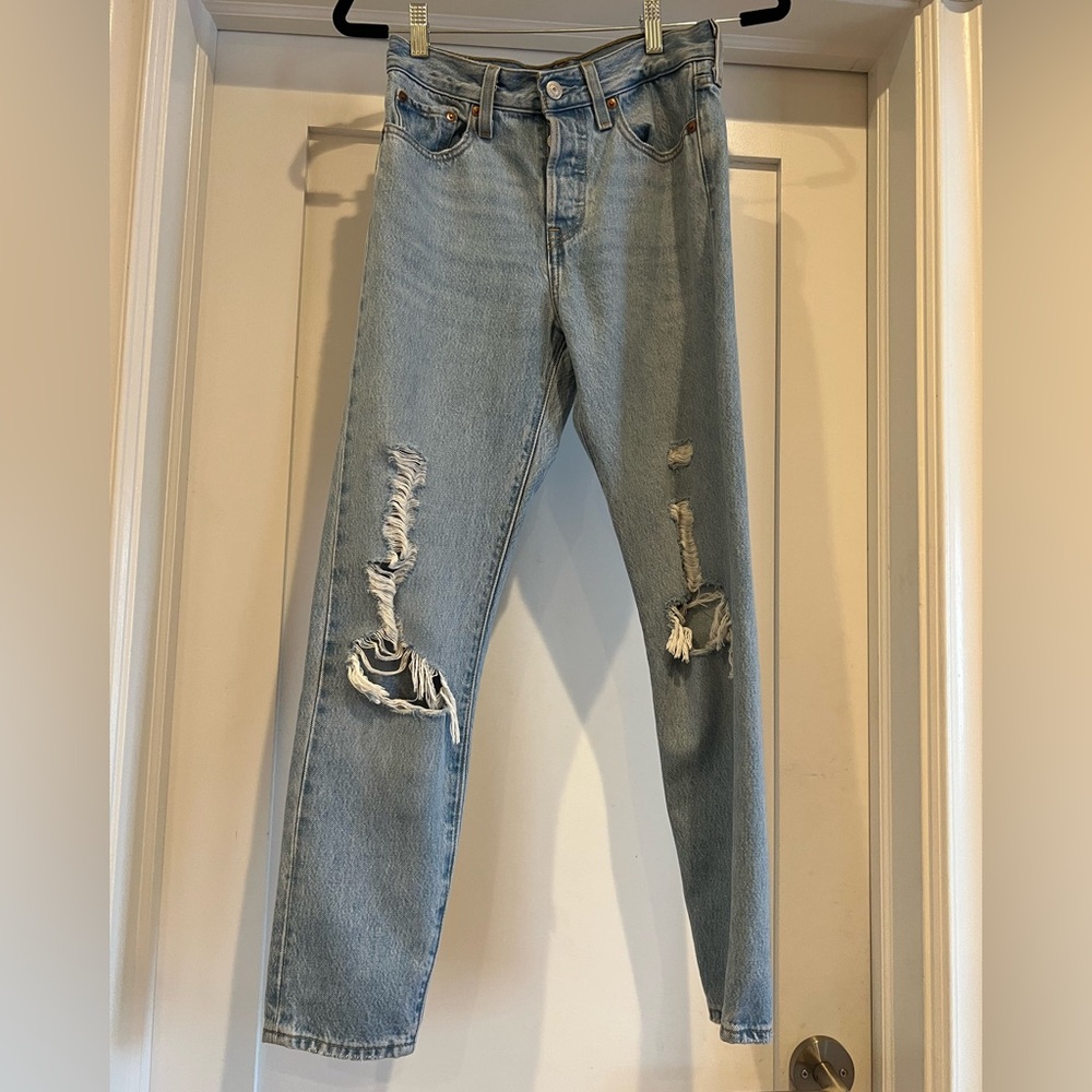 Levi’s Wedgie Jeans